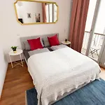 Fullhouse - - M14 - Balcony - Smarttv *