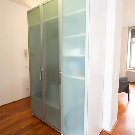 Apartment Fullhouse - - M14 - Balcony - Smarttv Leipzig