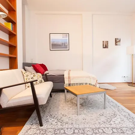 Fullhouse - - M14 - Balcony - Smarttv Lipsia