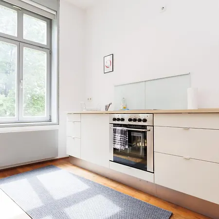 Fullhouse - - M14 - Balcony - Smarttv Appartement *