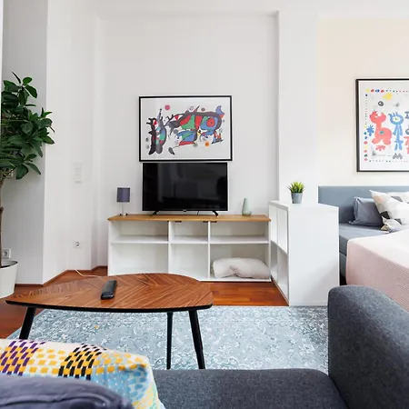 Appartement Fullhouse - - M14 - Balcony - Smarttv *